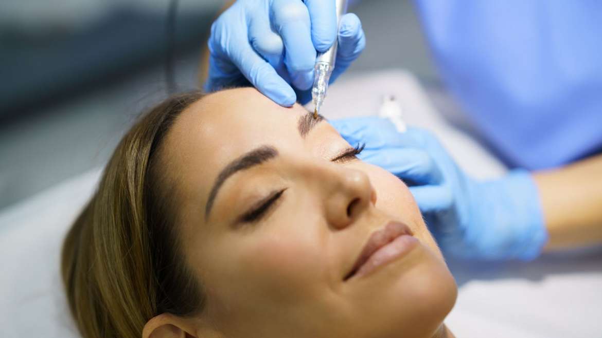 Eyebrow microblading: what it is and benefits